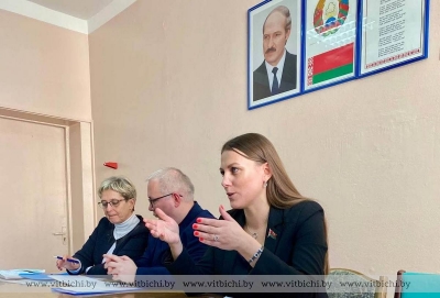 В Витебской городской поликлинике № 7 прошла диалоговая площадка по обсуждению изменений и дополнений в Конституцию Республики Беларусь